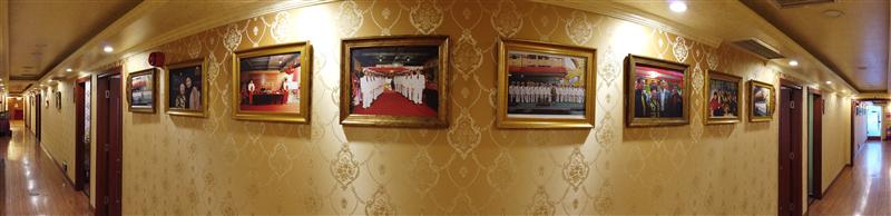 Chongqing Night View, Two Rivers Cruise, Chongqing Jinbi Queen Private Room Corridor Chongqing Night View, Two Rivers Cruise, Chongqing Jinbi Queen Private Room Corridor