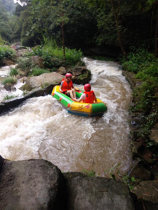 黑山谷漂流 黑山谷漂流