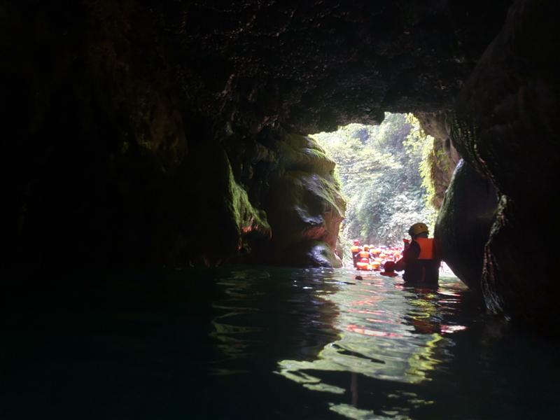 金刀峡溪降 金刀峡溪降