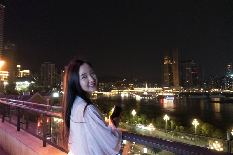 弹子石老街 长嘉汇 两江观景台 弹子石老街 长嘉汇 两江观景台