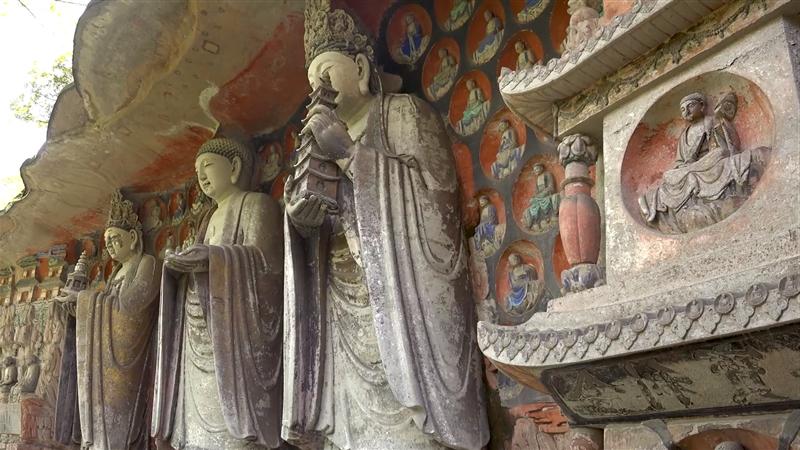 大足石刻 宝顶山石刻 华严三圣侧面 大足石刻 宝顶山石刻 华严三圣侧面