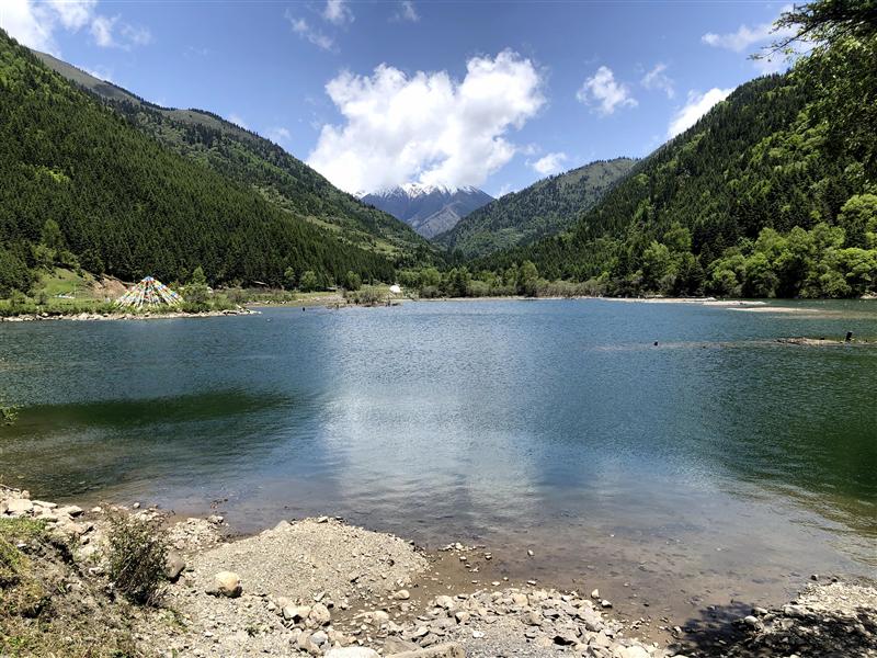 Scenery along the Dagu Glacier Scenery along the Dagu Glacier