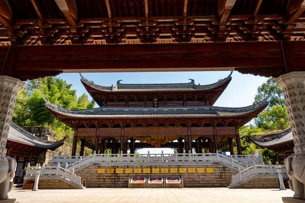 中国 重庆 大足 大足石刻 宝顶山石刻 入口 夏季 