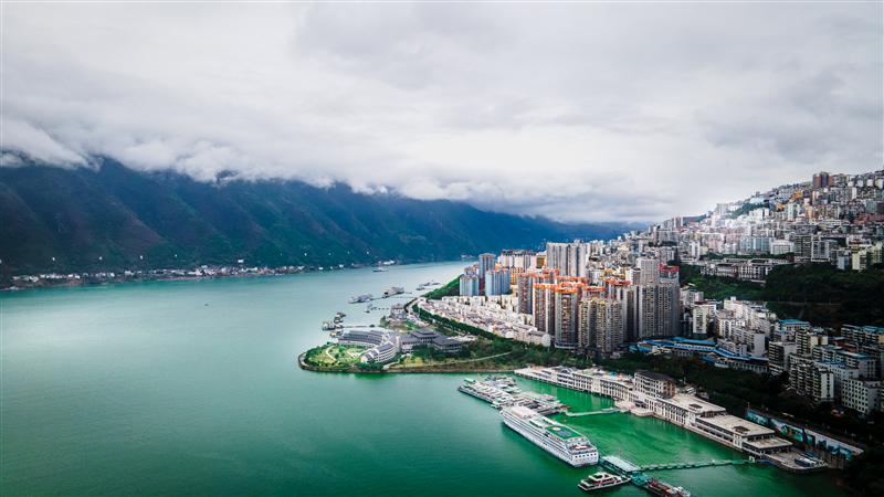 Yangtze River Three Gorges Cruise Scenery Yangtze River Three Gorges Cruise Scenery