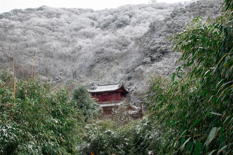 中国 重庆 南川 金佛山 北坡 古佛洞 中国 重庆 南川 金佛山 北坡 古佛洞