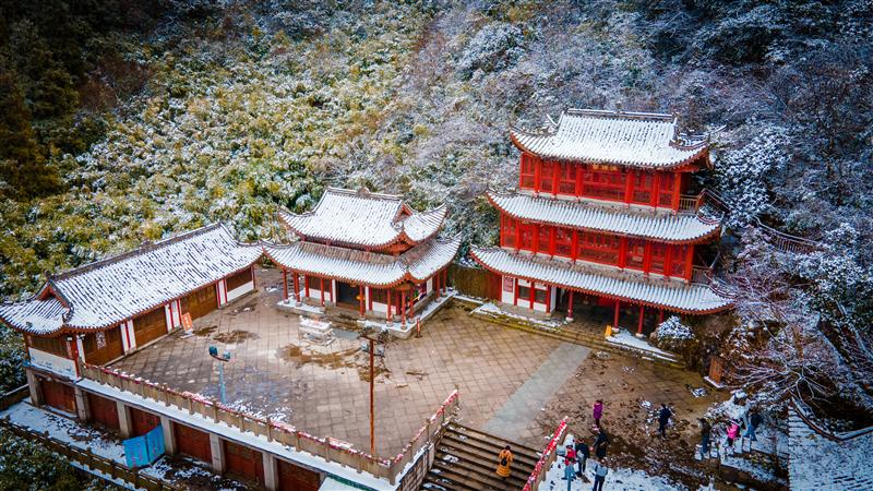 中国 重庆 南川 金佛山 北坡 古佛洞 中国 重庆 南川 金佛山 北坡 古佛洞