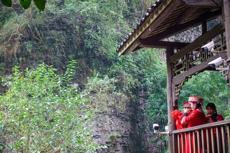 中国 湖北 宜昌 三峡人家 土家族幺妹 中国 湖北 宜昌 三峡人家 土家族幺妹