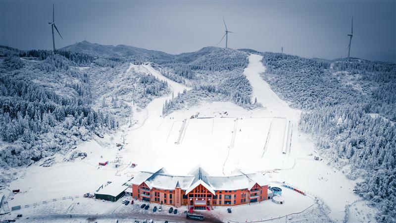 中国 重庆 丰都 南天湖 南天湖国际滑雪场 航拍 冬季 杨志熠