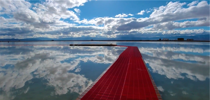 中国 青海 茶卡盐湖天空