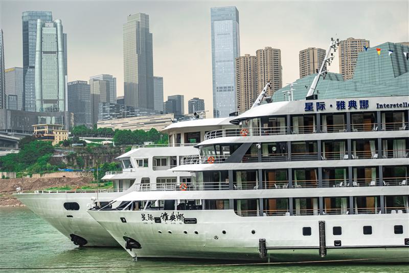 Appearance of the Athena Star Cruise from Chaotianmen, Chongqing, China Appearance of the Athena Star Cruise from Chaotianmen, Chongqing, China