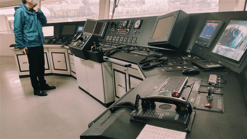 長江三峽世紀榮耀遊船駕駛室 長江三峽世紀榮耀遊船駕駛室