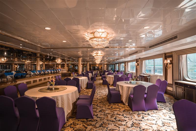 黃金8號2F自助餐廳 黃金8號2F自助餐廳