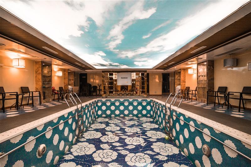 Golden No. 8 Indoor Swimming Pool Golden No. 8 Indoor Swimming Pool