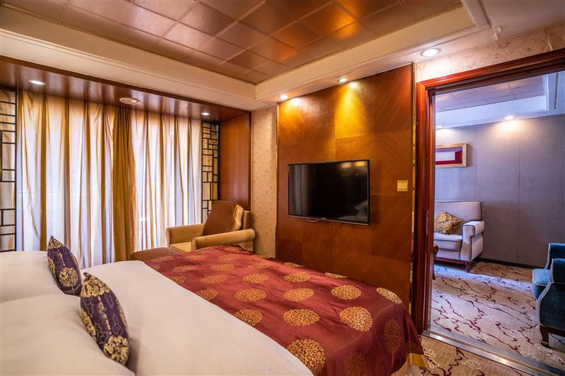 deluxe suite deluxe suite