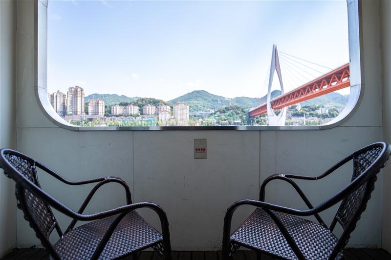 Three Gorges Cruise Golden 6 Deluxe Balcony Room Balcony Three Gorges Cruise Golden 6 Deluxe Balcony Room Balcony