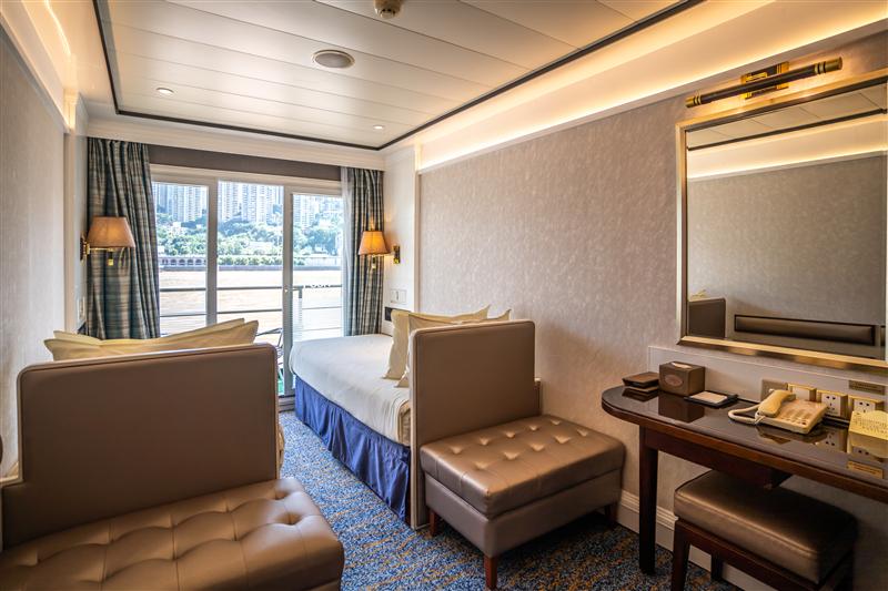Three Gorges Cruise Meiwei Kaizhen Balcony Standard Room Three Gorges Cruise Meiwei Kaizhen Balcony Standard Room