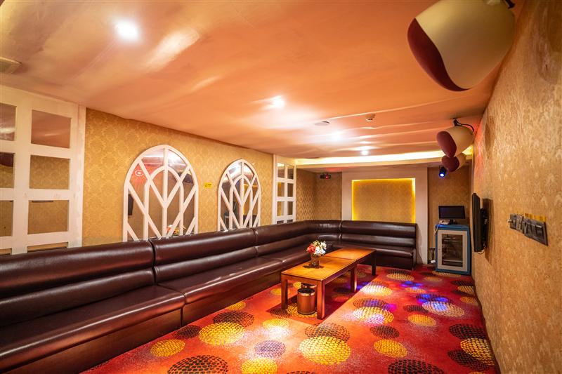 Three Gorges Cruise Ship Huaxia Goddess No.2 Three Gorges Cruise Ship Huaxia Goddess No.2