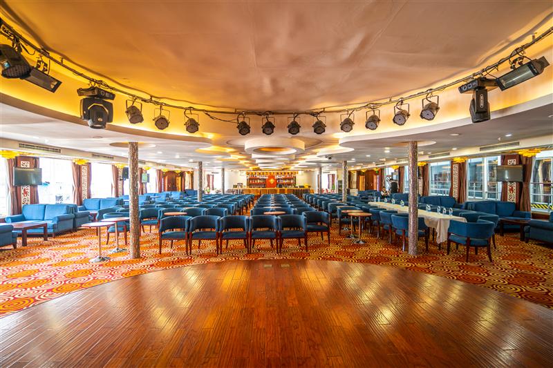 Three Gorges Cruise Ship Huaxia Goddess No.2 Three Gorges Cruise Ship Huaxia Goddess No.2