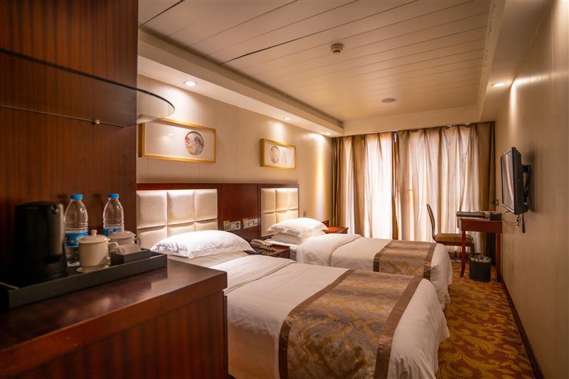 华夏神女2号阳台标准间 华夏神女2号阳台标准间