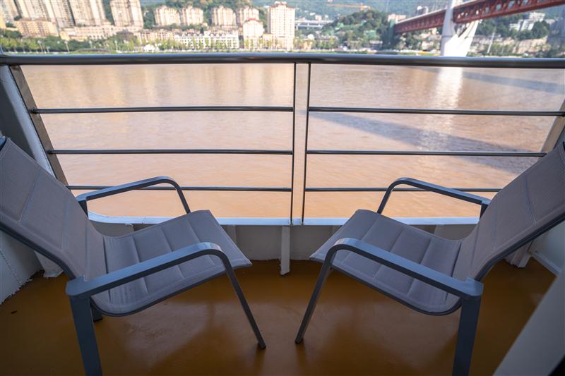 华夏神女3号豪华大床房阳台 华夏神女3号豪华大床房阳台