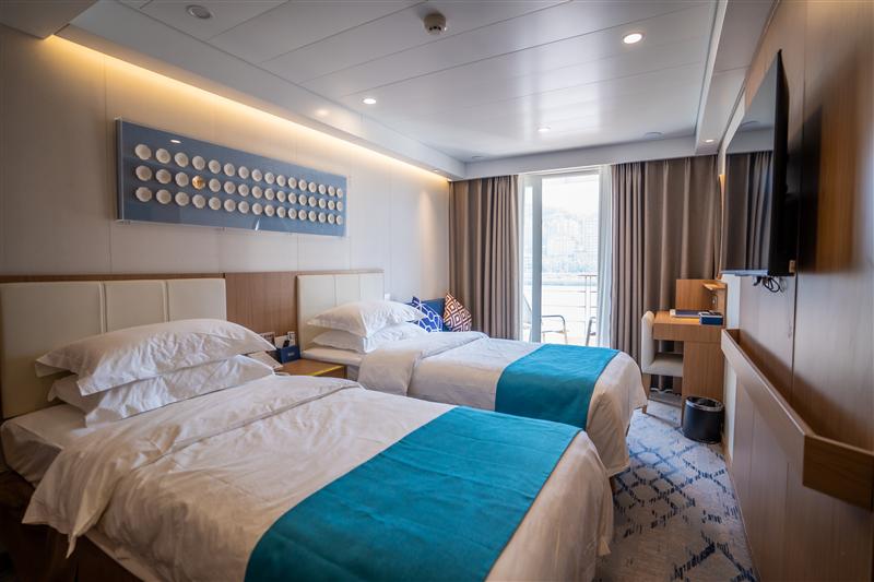 Three Gorges Cruise Ship Huaxia Goddess No. 3 Deluxe Standard Room Balcony Three Gorges Cruise Ship Huaxia Goddess No. 3 Deluxe Standard Room Balcony