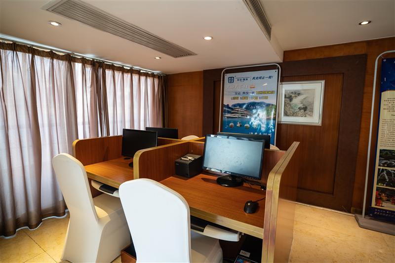 星際水晶網吧 星際水晶網吧