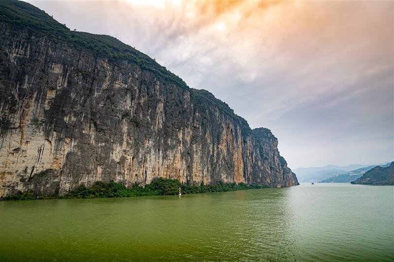 Kuimen, Qutangxia, Fengjie, Chongqing, China Kuimen, Qutangxia, Fengjie, Chongqing, China