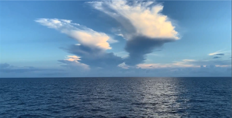 海洋邮轮 海峡航运