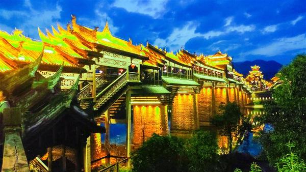 重庆黔江濯水 风雨廊桥 夜景