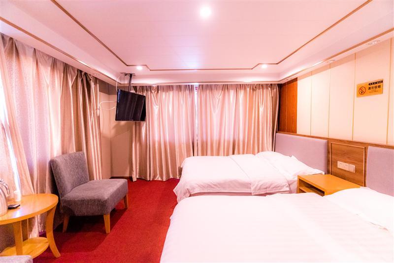 新高湖遊輪一等艙 新高湖遊輪一等艙