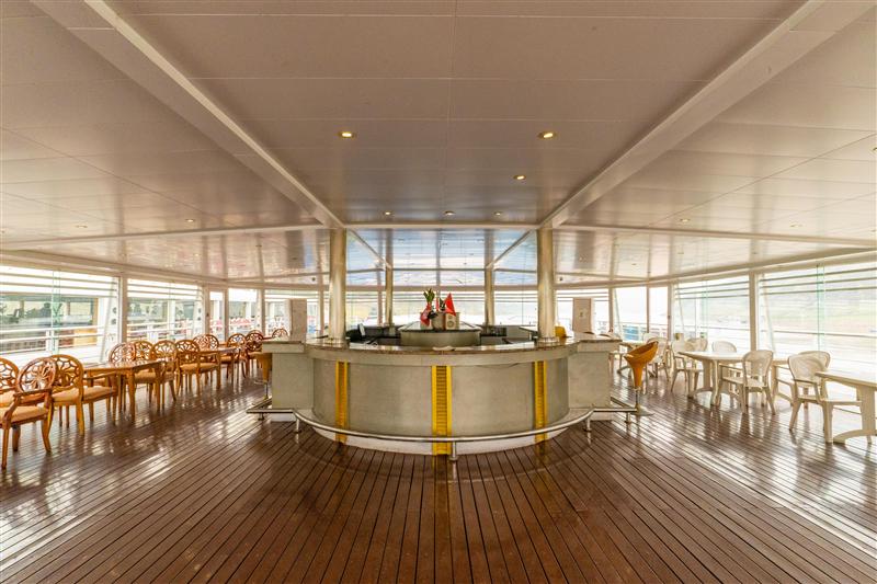 Yangtze River Legend Observation Cafe Yangtze River Legend Observation Cafe