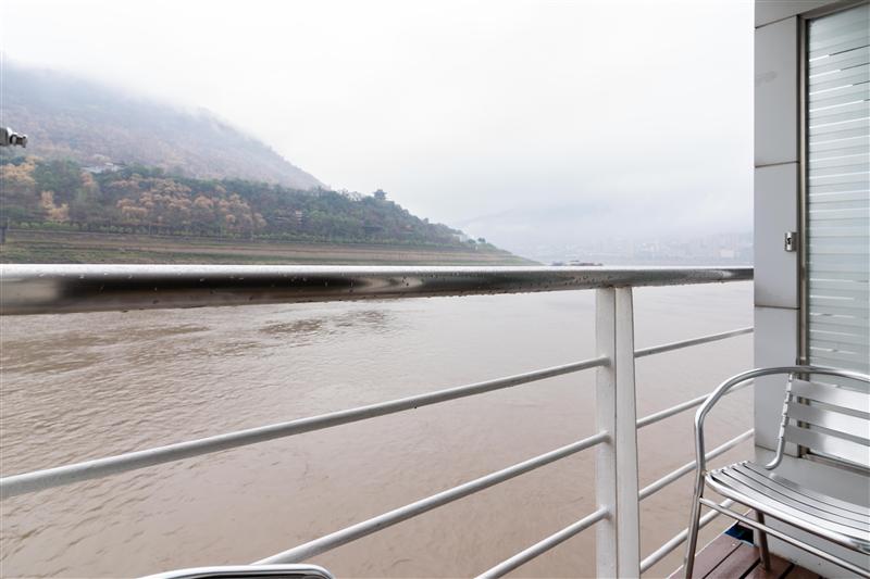 長江傳說陽臺標準間 長江傳說陽臺標準間