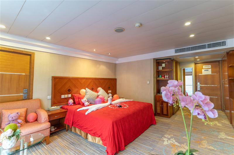 Impressions of the Yangtze River Impressions of the Yangtze River