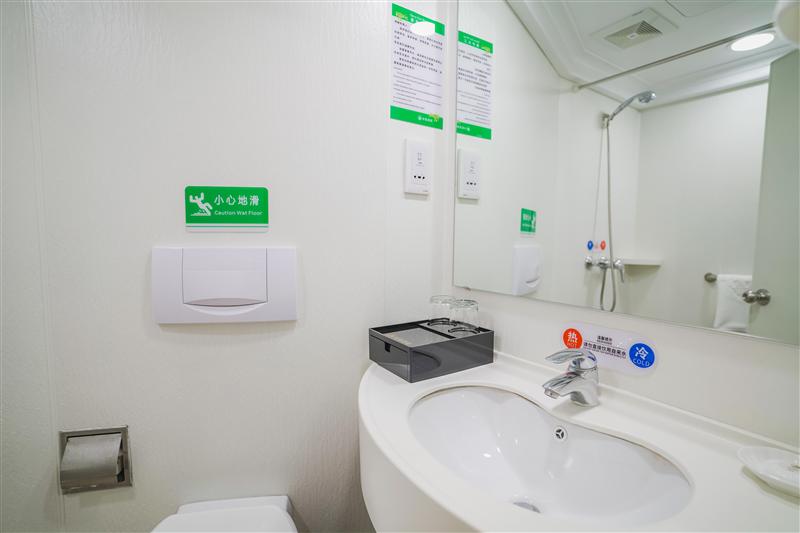 长江壹号阳台标准间 长江壹号阳台标准间