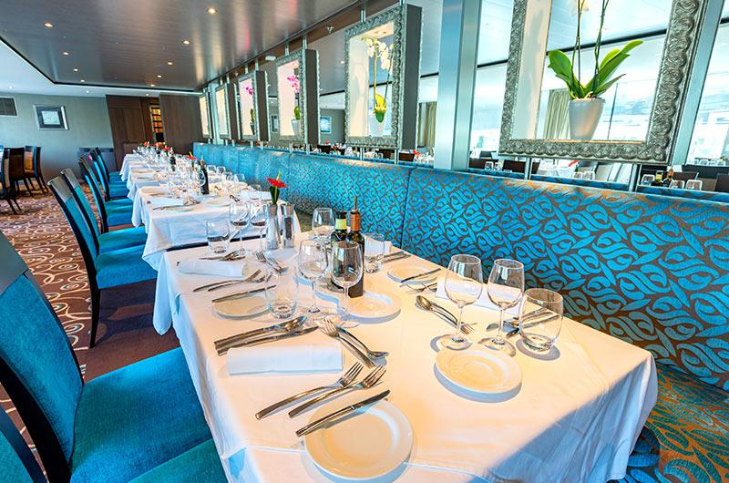 伯爵夫人号邮轮 伯爵夫人号邮轮