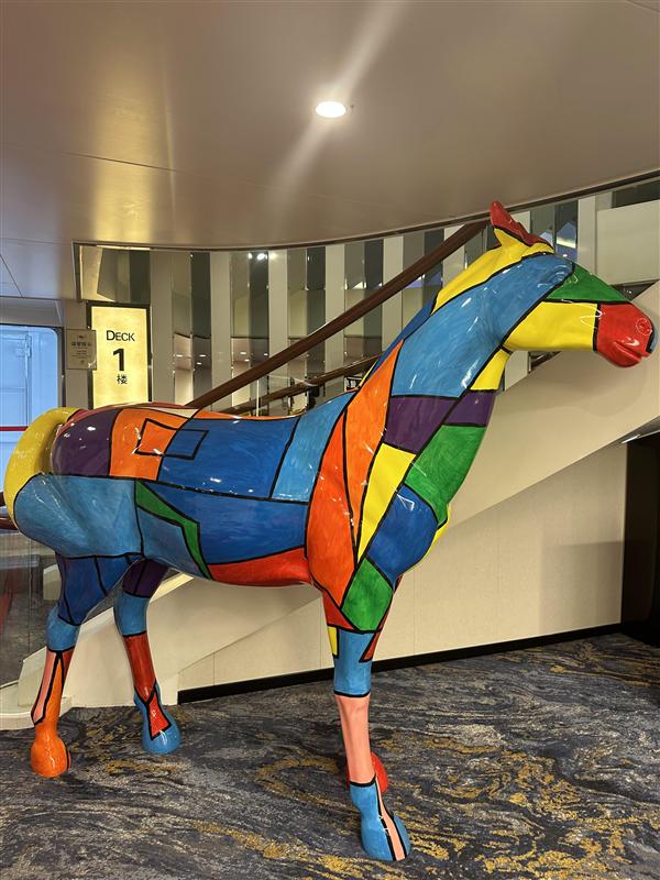 三峡游轮美维凯悦号大厅雕像 三峡游轮美维凯悦号大厅雕像