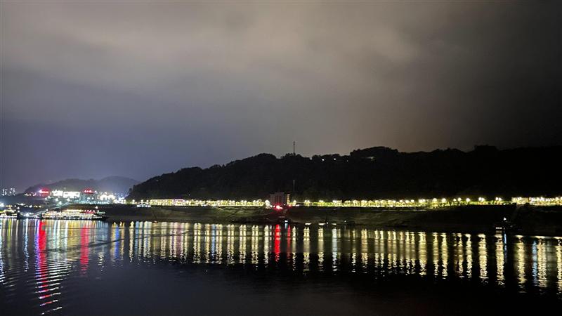 三峽遊輪秭歸港 三峽遊輪秭歸港