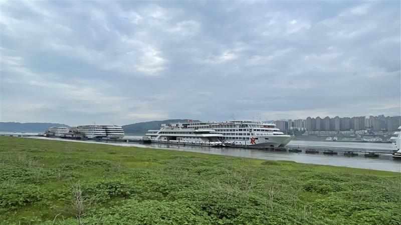 三峡游轮三峡风景 三峡游轮三峡风景