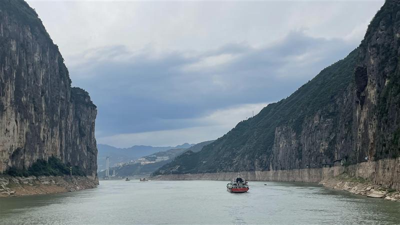 三峡游轮三峡风景 三峡游轮三峡风景