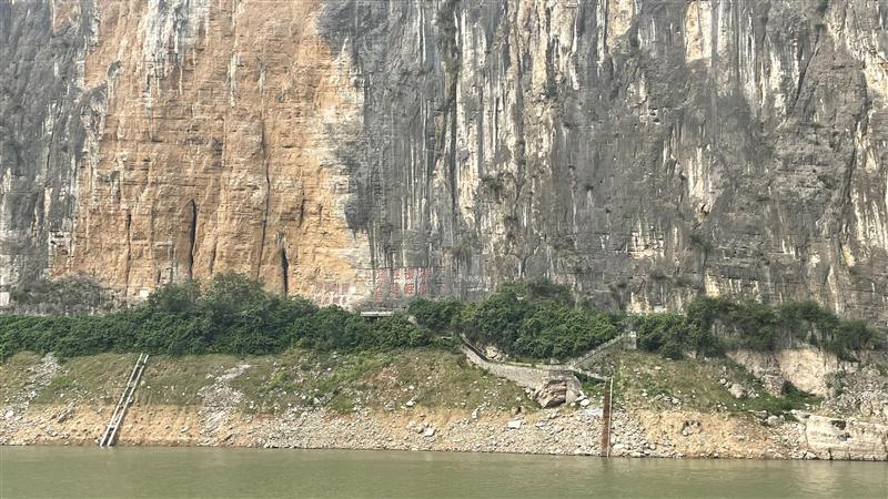 三峡风景夔门两岸 三峡风景夔门两岸
