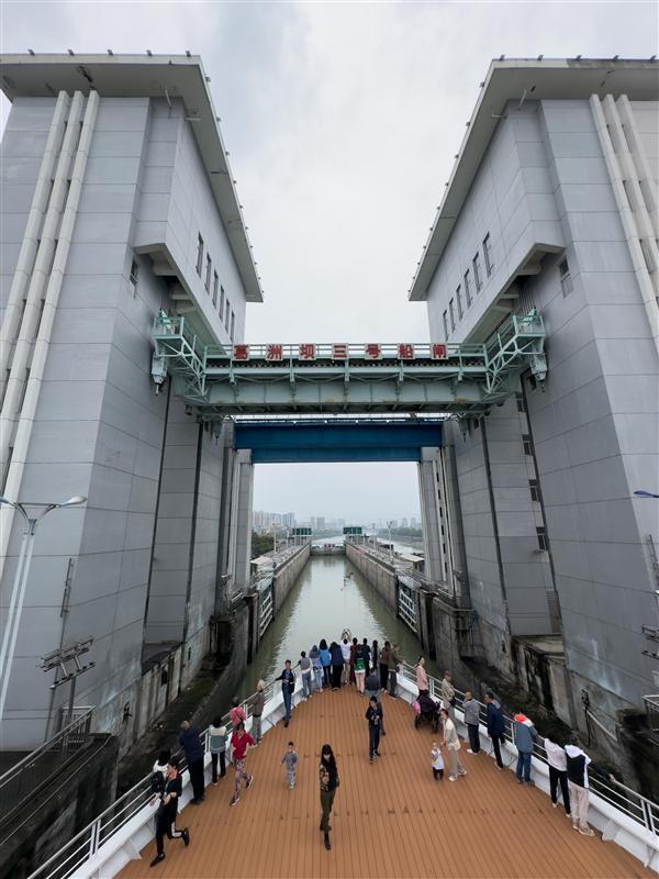 长江壹号葛洲坝船闸 长江壹号葛洲坝船闸