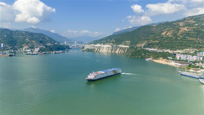 奉節港塔坪碼頭美維凱悅航拍 奉節港塔坪碼頭美維凱悅航拍