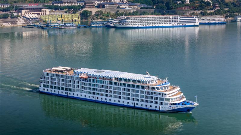 長江發現號全景