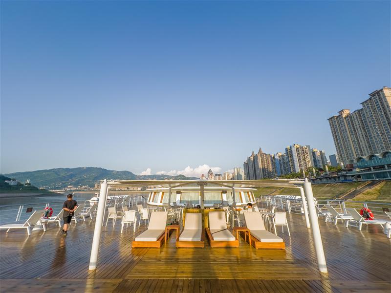 三峡长江奇迹顶层观光甲板 三峡长江奇迹顶层观光甲板