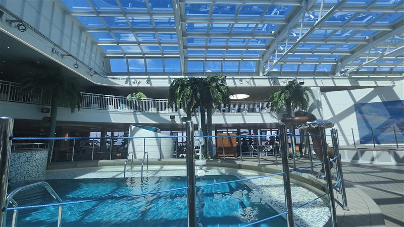 夢想號郵輪泳池 夢想號郵輪泳池