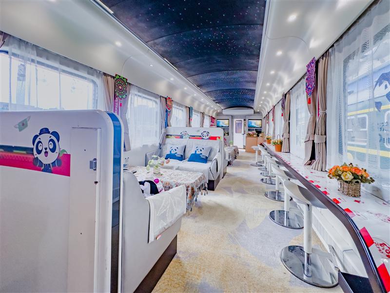 熊猫专列安逸号熊猫乐园