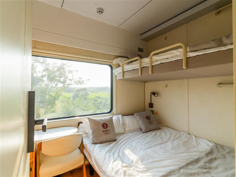 南方列车潇湘号潇湘府房间