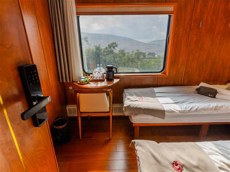 南方列车潇湘号蒸湘院2人间 南方列车潇湘号蒸湘院2人间