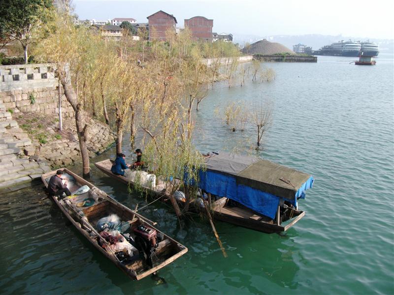 Fishing boats on the Three Gorges of the Yangtze River in China Fishing boats on the Three Gorges of the Yangtze River in China