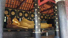 泰國最美瀑布,泰國旅游不能錯過 大家去泰國旅游，除了海島，大海，寺廟等，你可知道，其實還有很多壯觀的瀑布值得你去追尋。在一年四季都比較炎熱的泰國，去感受一下瀑布的清涼，會不會有不一樣的感受呢？